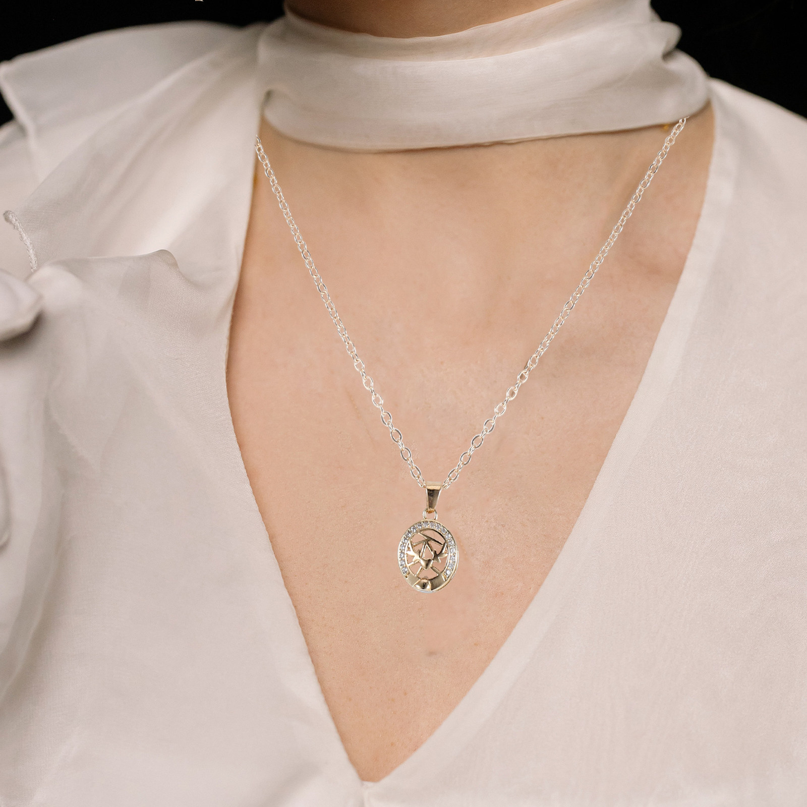 Magnetic Couple Matching Necklaces - Ensemble de colliers soleil et lune