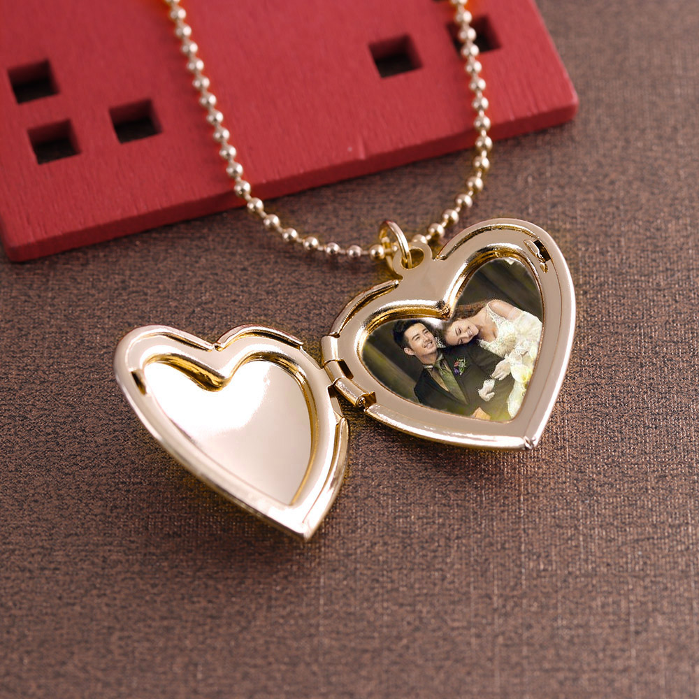 Heart Locket Necklace Photo - Médaillon de cadre photo en forme