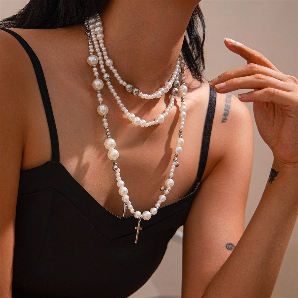 Collier de perles multicouches - Layered Pendant Necklace Aesthetic avis et prix