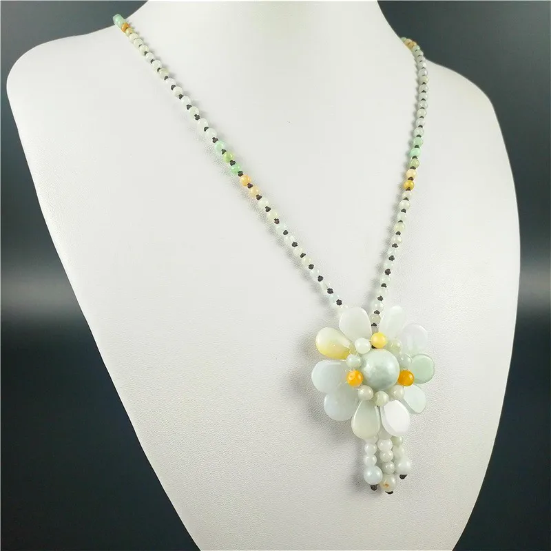 Pendentif en Jade de birman ce - Necklaces avis et prix