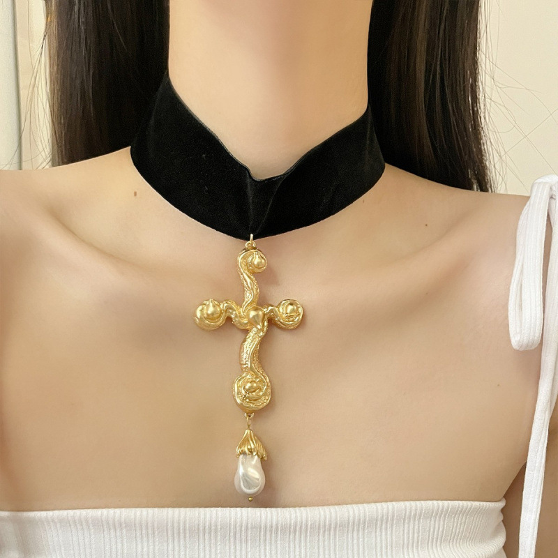 Collier pendentif croix de per - Pearl Choker Necklace Vintage avis et prix
