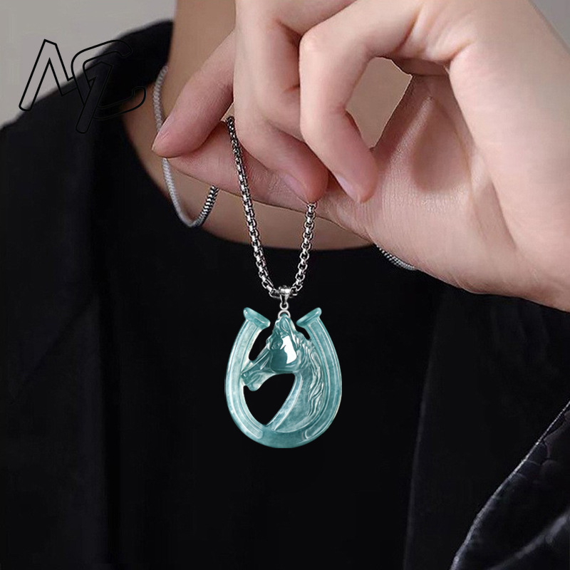 Collier pendentif sabot de che - Necklaces avis et prix