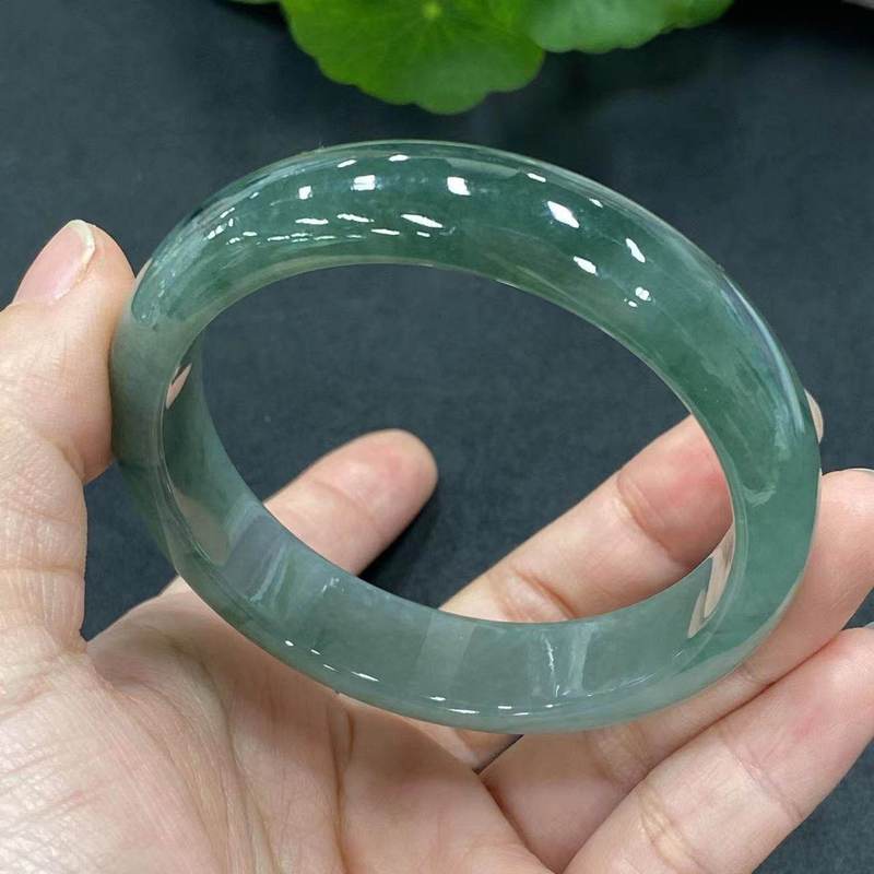 Bracelet vert, semblable à de  - Bracelets avis et prix