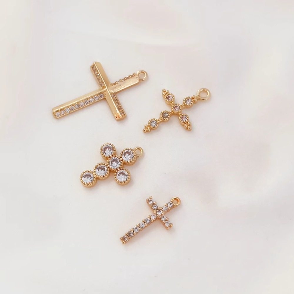 Bracelet pendentif croix en Zi - Cross Pendant Necklace Gold avis et prix