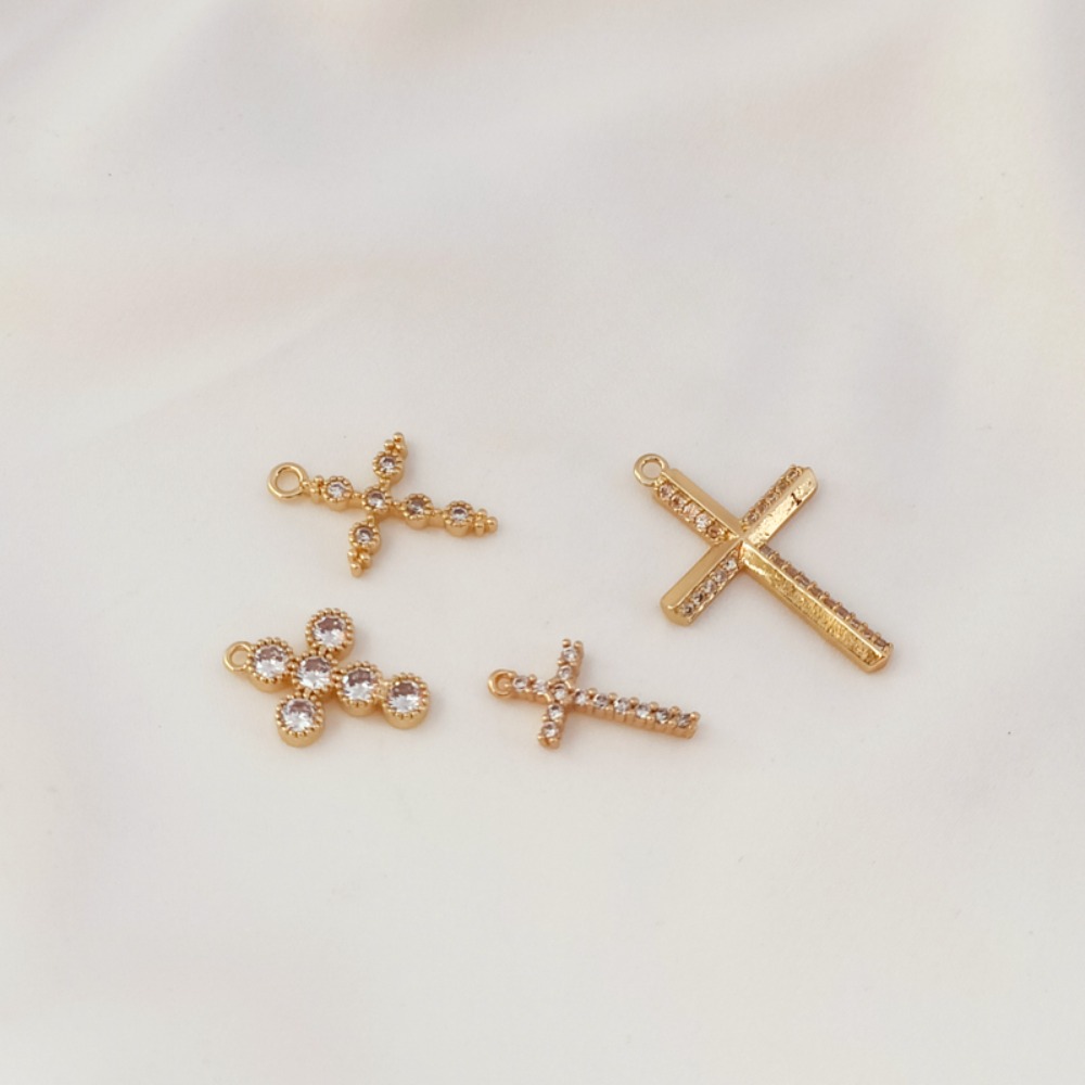 Bracelet pendentif croix en Zi - Cross Pendant Necklace Gold avis et prix