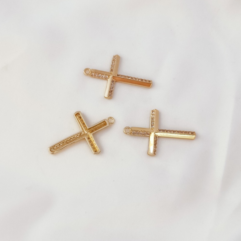 Bracelet pendentif croix en Zi - Cross Pendant Necklace Gold avis et prix