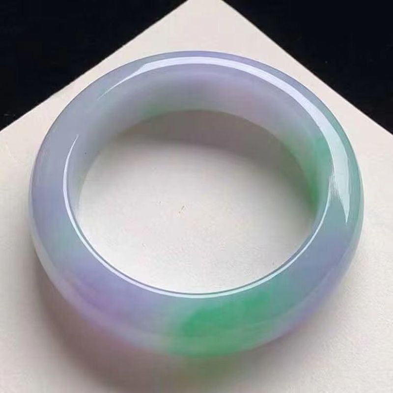 Bracelet en jade aux couleurs  - Bracelets avis et prix