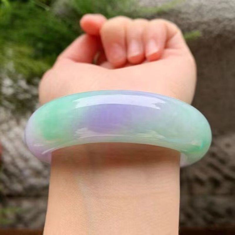 Bracelet en jade aux couleurs  - Bracelets avis et prix