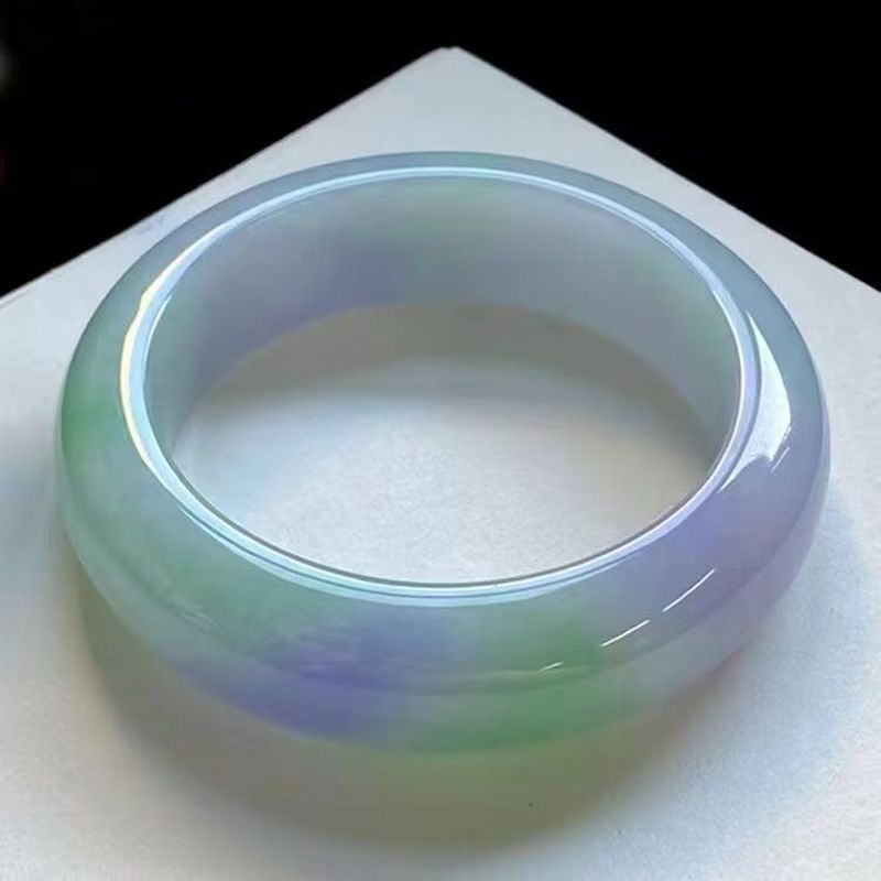Bracelet en jade aux couleurs  - Bracelets avis et prix
