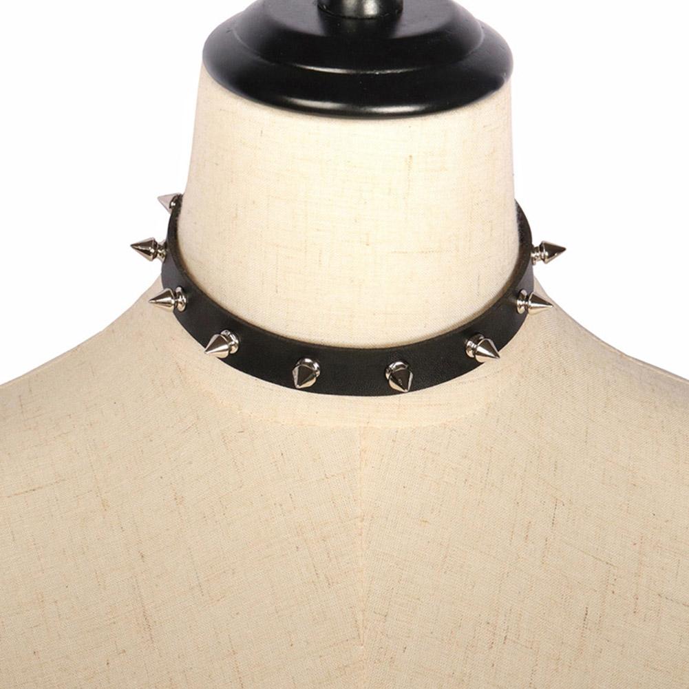 Collier ras du cou en cuir PU  - Goth Punk Spike Choker avis et prix